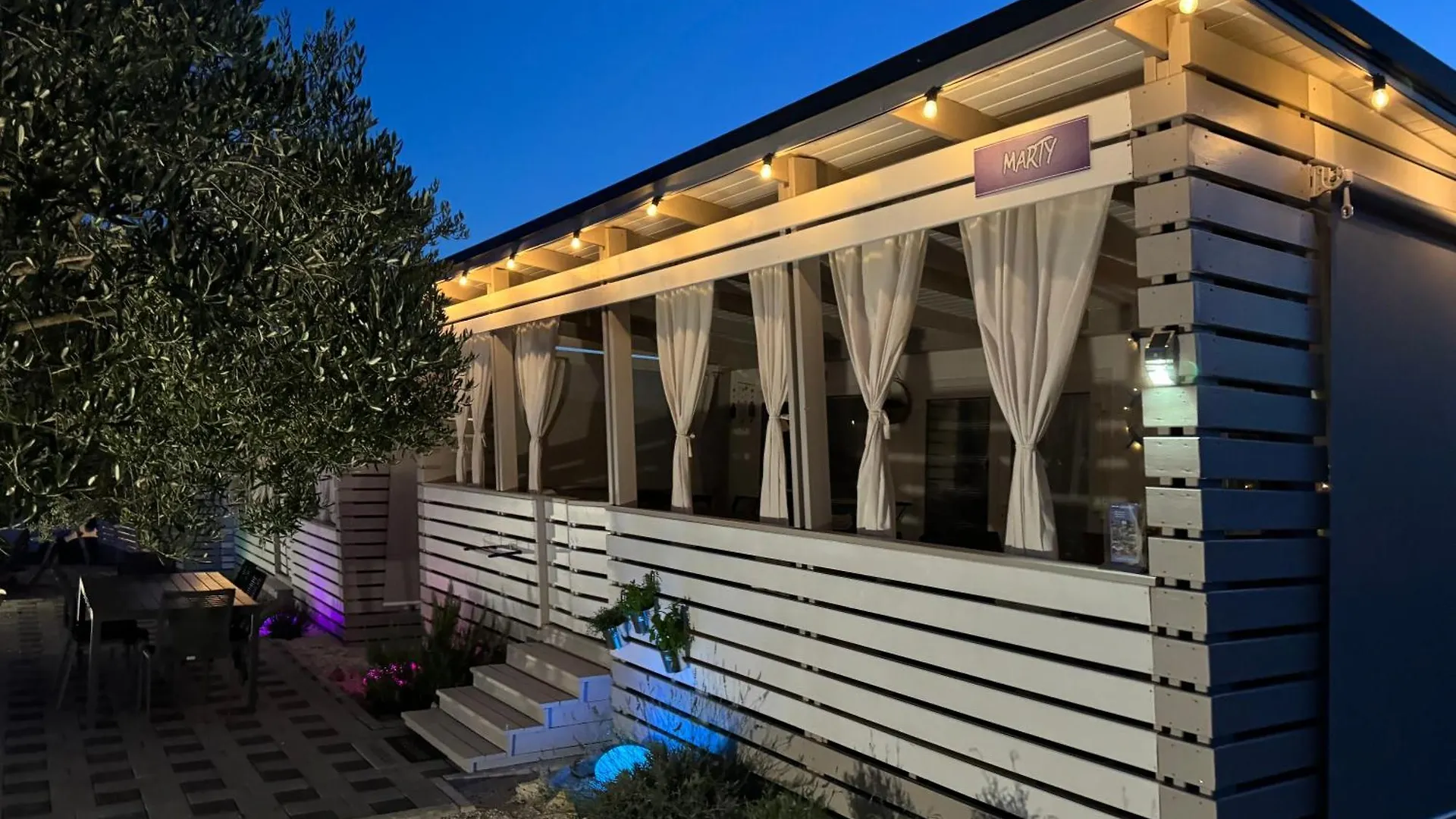 Hotel Marty House Drage